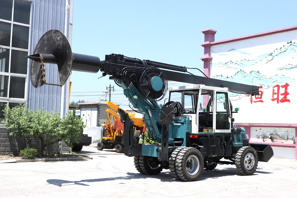 The sales of rotary drilling rigs reversed the decline in the first half of the year, and it is predicted that the sales of rotary drilling rigs will rise steadily in the second half of the year
